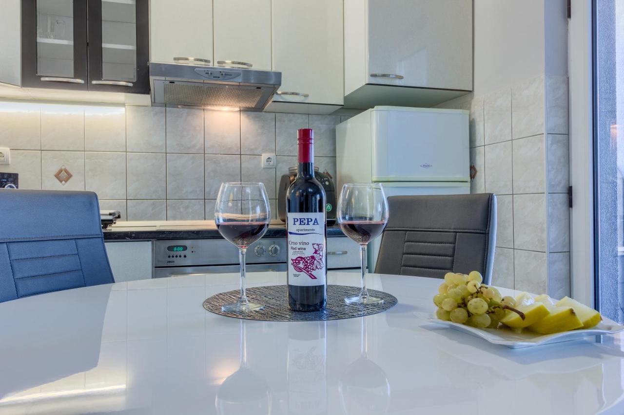 פודסטראנה Apartments Pepa מראה חיצוני תמונה