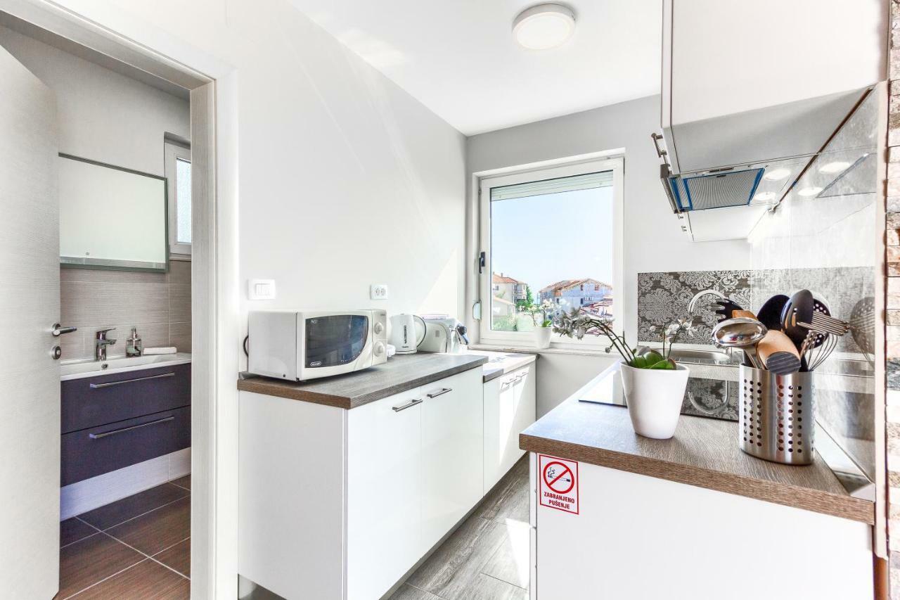 פודסטראנה Apartments Pepa מראה חיצוני תמונה