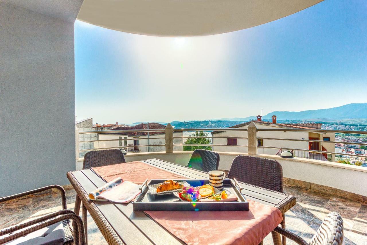 פודסטראנה Apartments Pepa מראה חיצוני תמונה