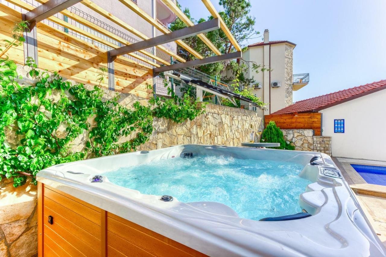 פודסטראנה Apartments Pepa מראה חיצוני תמונה
